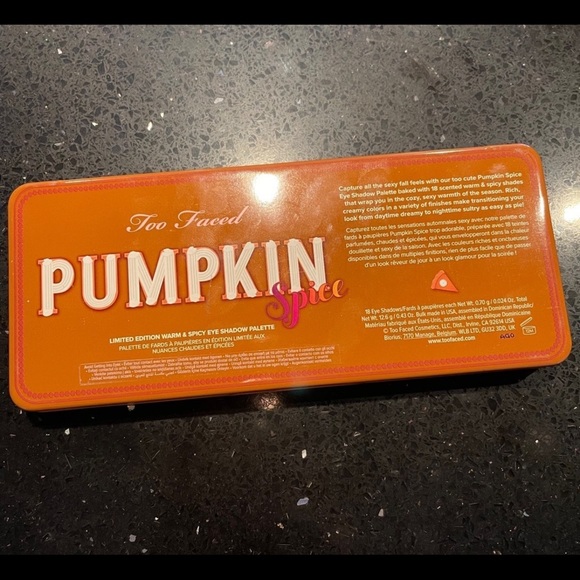 Limited Edition Too Faced Pumpkin Spice Eyeshadow Palette - Picture 3 of 3